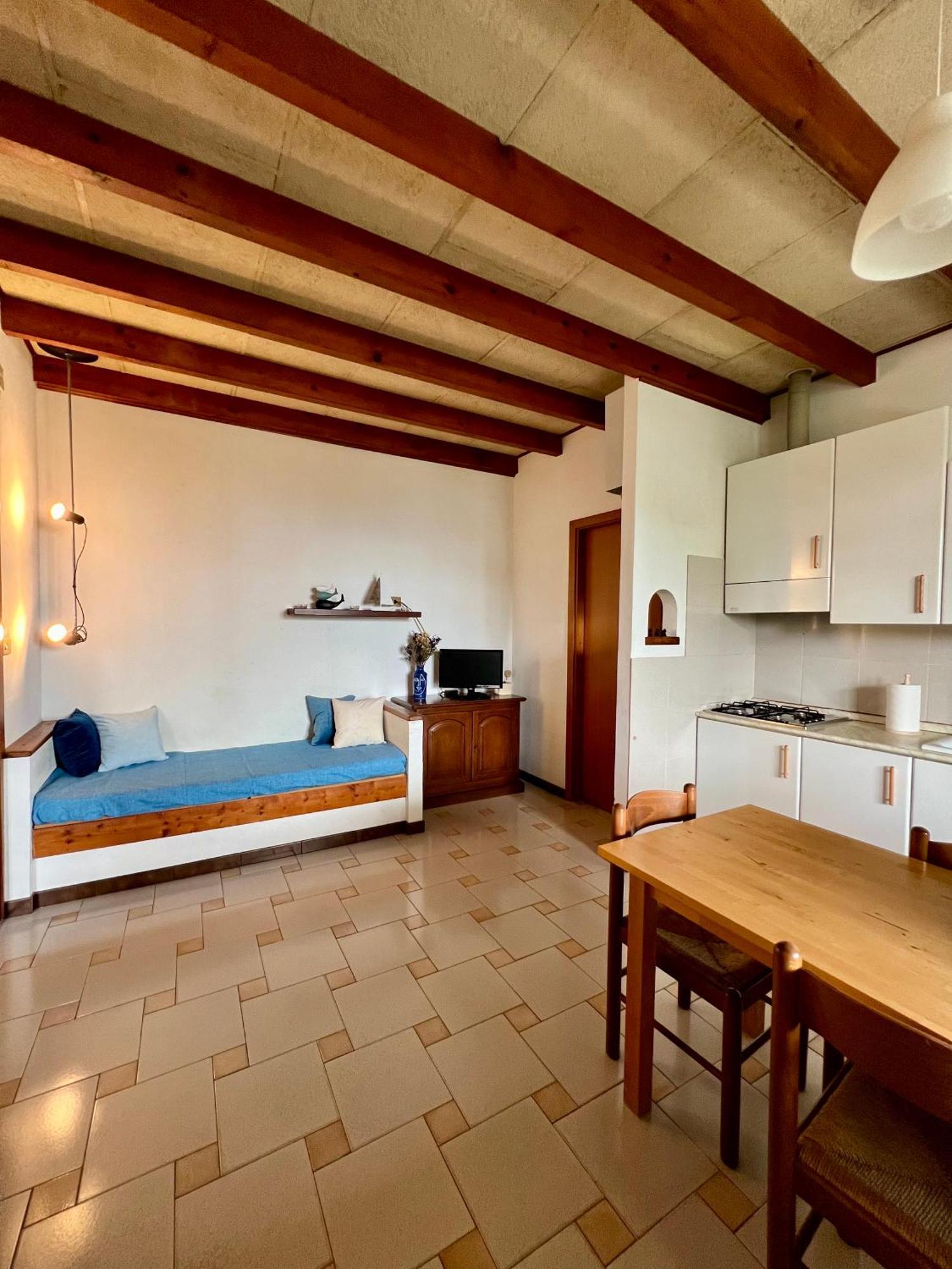 Appartamento Con Accesso Privato Spiaggia Savona Bagian luar foto